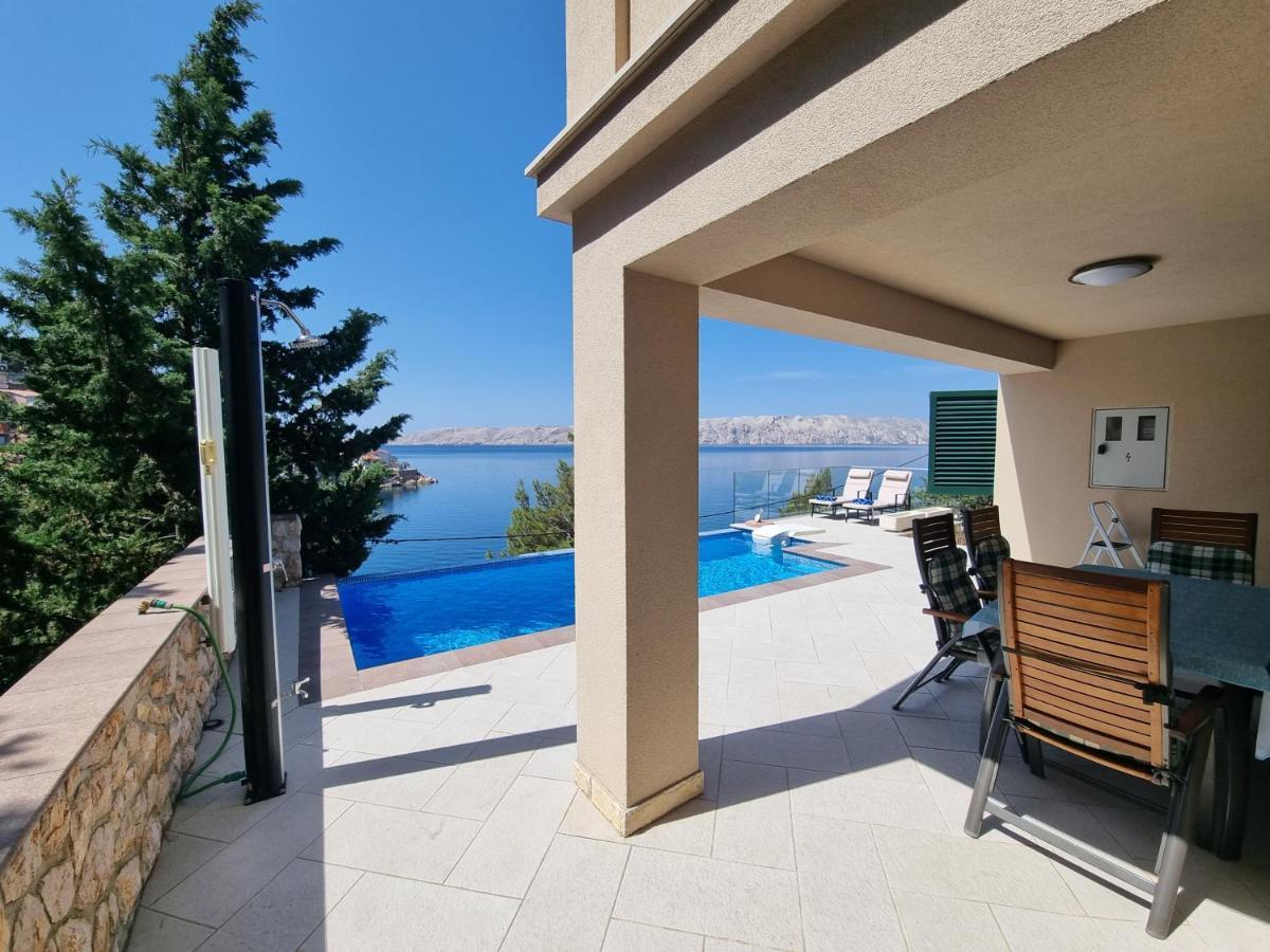 Villa Relax , With Seaview And Two Pools Near Beach Starigrad  Exterior photo